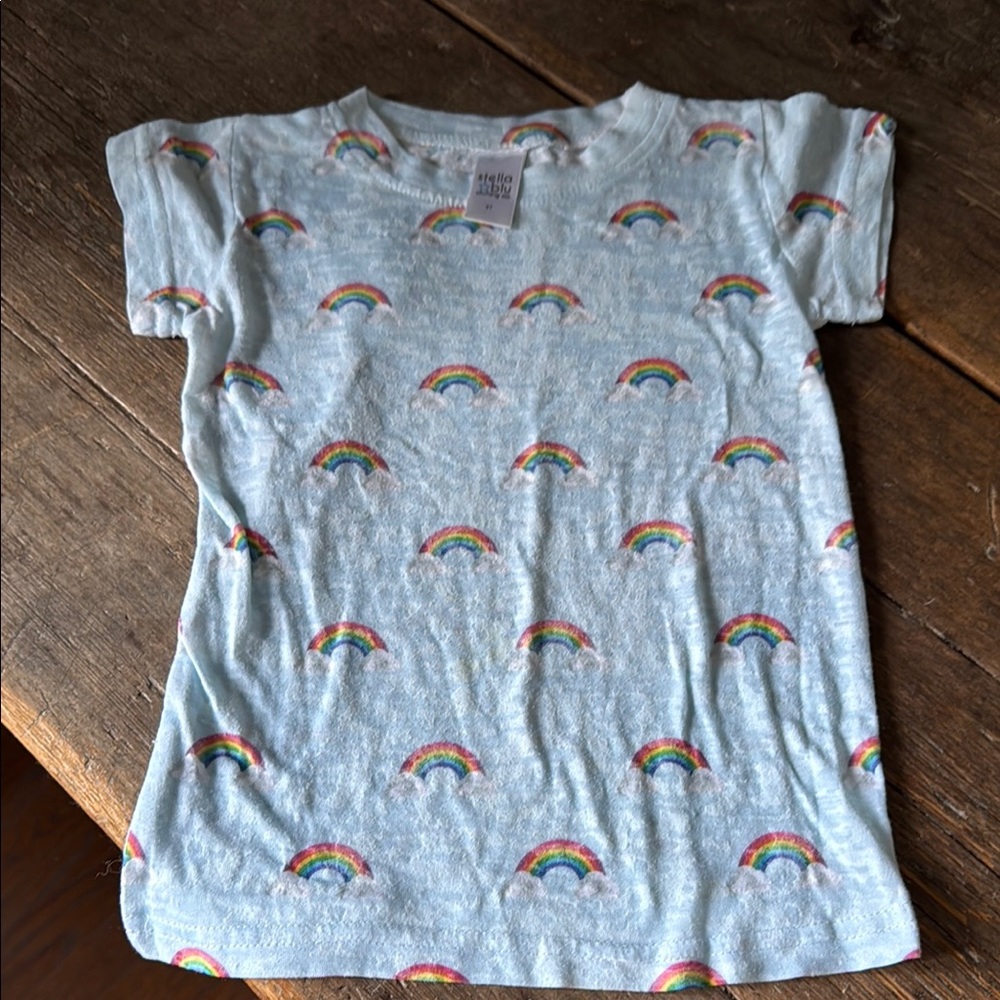 Stella Blu 2T cotton very soft lightweight rainbow shirt 🌈
